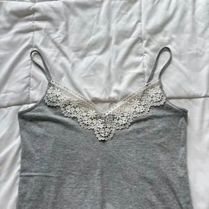 Loft Gray Lace Trim Cami V-Neck Spaghetti Strap Cotton Blend Tank Top Medium thumbnail 2