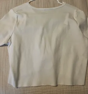 Brandy Melville shirt thumbnail 2