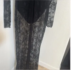 SKIMS Ultra Fine Lace Plunge Long Dress S thumbnail 10