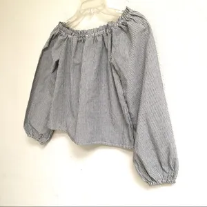 Brandy Melville off the shoulder crop top S‎ thumbnail 5