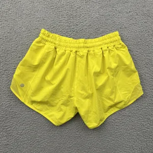 Lululemon Hotty Hot Shorts Low Rise 4" Sonic Yellow Athletic Athleisure Women 6 thumbnail 2