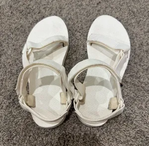 Teva White Women’s Sandals thumbnail 1