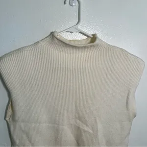 Fashion Women's Size Small Shoulder Pad Sleeveless Jumper Sweater Cream White thumbnail 4