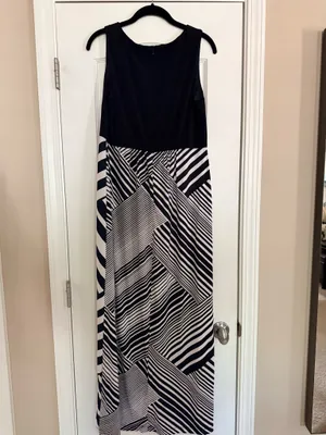 Dress thumbnail 2