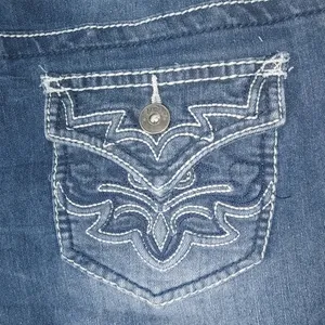 Vanity 32x2 Dark Wash Rivet Stitched Flap Pocket Jeans Short Shorts thumbnail 5