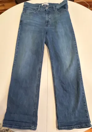 Abercrombie & Fitch | The 90’s Relaxed High Rise jeans. Size: 28/6R thumbnail 8