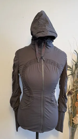 LULULEMON Reversible Dance Studio Jacket Hoodie‎ Women's Sz 6 Gray Full Zip thumbnail 1