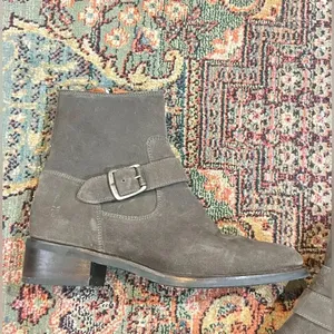 FINAL PRICE Frye Hannah Engineer Gray Grey Suede Boots thumbnail 3