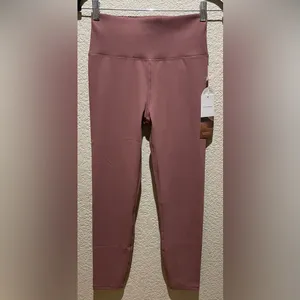 Vuori NWT Rib Studio High-Waisted Leggings Marsala Size M thumbnail 4