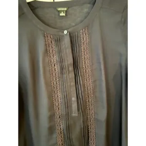 Ann‎ Taylor Navy Blue Crochet Lace Pintuck Pleated 3/4 Sleeve Blouse Top Medium thumbnail 2