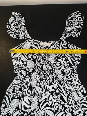 LOFT Black and White Tropical Print Smocked Ruffle Strap Tank Top-S thumbnail 4