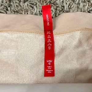 Spanx On Core Shorts - L thumbnail 3
