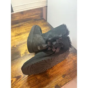Ugg Black Bailey‎ Bow Boots Size 6 thumbnail 5