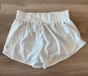 Lululemon Hotty Shorts 2.5" thumbnail 2