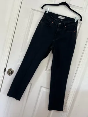 Abercrombie & Fitch The 90’s Straight Mid Rise Jeans Black 26 2s Clean Girl Chic thumbnail 2