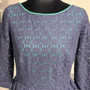 Lilly Pulitzer Navy Blue Green Lace Fit Flare Dress 3/4 Sleeve Keyhole Back 6 thumbnail 3