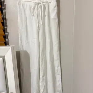 White linen pants with tie waist thumbnail 2