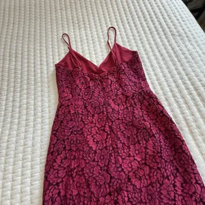 NBD Brielle Raspberry & Magenta Pink Flared Base Midi Dress Sz XS Extra Small thumbnail 14