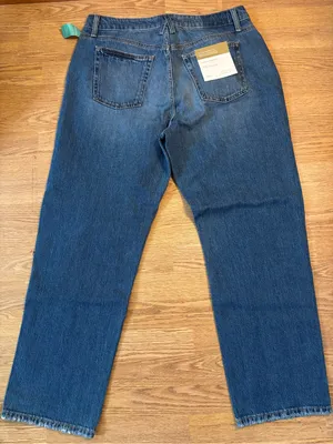 NEW Maurices curvy Legacy Fit Straight Leg Jeans - vintage inspired, Medium wash thumbnail 3