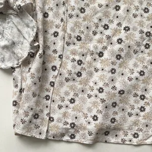 LC Lauren Conrad daisy print flutter sleeve peasant blouse, size XL thumbnail 4