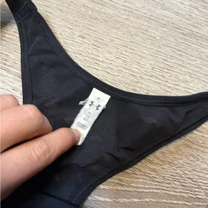 •UNDER ARMOUR• SPORTS BRA thumbnail 3