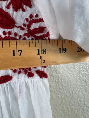Raga White Red Embroidered Floral Babydoll Blouse Womens L Boho Cotton Top thumbnail 4