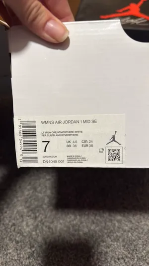 Air Jordan 1 Mid SE Lt Iron Ore/Atmosphere White thumbnail 8