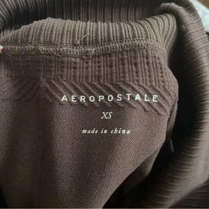 Aeropostale Brown High-Waisted Ripped Spandex Shorts‎ XS thumbnail 4