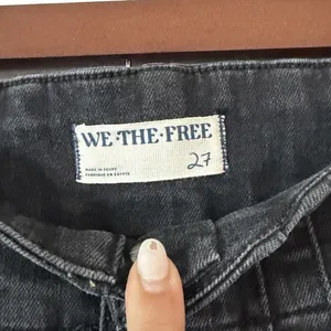 Free People We The Free Black High Rise Flare Jeans Size 27 Stretch thumbnail 4