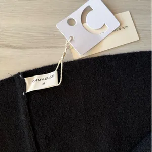 Commense Cape Coat with Gold Buttons Black Medium NWT IN PACKAGE thumbnail 8