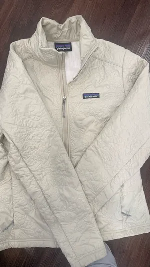 Patagonia Jacket Women’s Small thumbnail 1