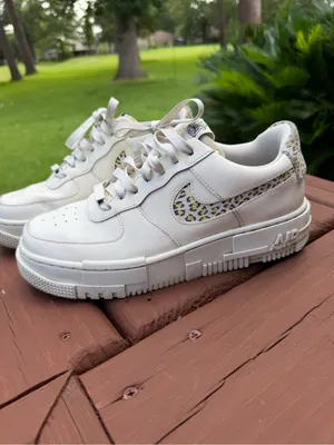 Nike Air Force 1 Pixel SE White Leopard Animal Print Sneakers Women’s 8.5 thumbnail 3