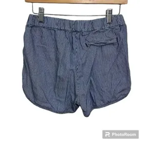 ✨Madewell Railroad Stripe Pull-On Shorts✨ thumbnail 6