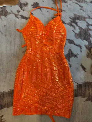 $80 NWOT Pomuyoo Bristol Glamorous V Neck Sequins Mini Homecoming Dresses 0 thumbnail 4
