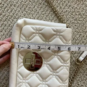 Kate Spade Aster Court Naomi Crossbody Bag Purse Quilted White Red Lining VEUC thumbnail 9