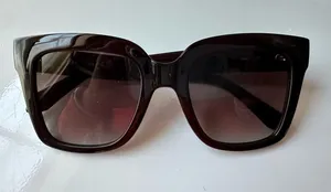 Quay Classic Claret red Sunglasses 75883 ICY gradient lens new in box with cloth thumbnail 1