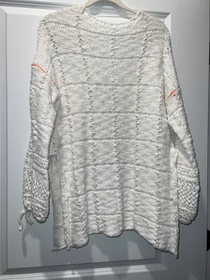 Sweater thumbnail 2