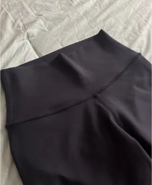 Alo Yoga Leggings thumbnail 13