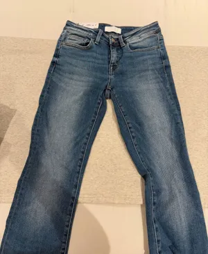 Vervet Jeans thumbnail 1