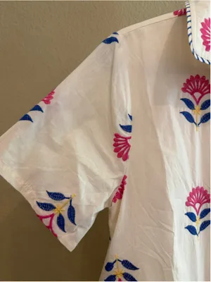Women's Entro Button Down Embroidered Shirt Dress in White Size S thumbnail 4
