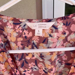 Beautiful LC floral midi dress thumbnail 3