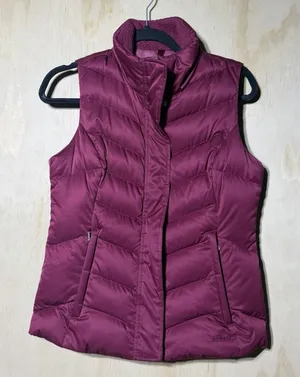 Eddie‎ Bauer Goose Down Puffer Vest Women's Small Pink 550 Fill Quilted Zip thumbnail 1