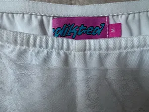 Edikted Shorts Ruffle White thumbnail 3