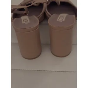 Deltan Tan Nude Pointed‎ Toe Multi Strap Block Heel Pumps Womens thumbnail 3