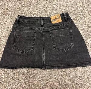 White Fox Boutique Black Denim Mini Skirt thumbnail 2