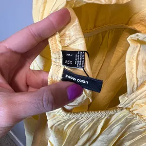 Vero Moda Josie SL Ankle Frill Dress Yellow Ruffle Cutout Maxi Pale Banana L NWT thumbnail 7