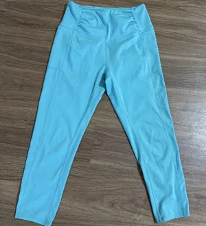 Free People Leggings Womens sz‎ XSM Movement Crop Leggings with Pockets thumbnail 1