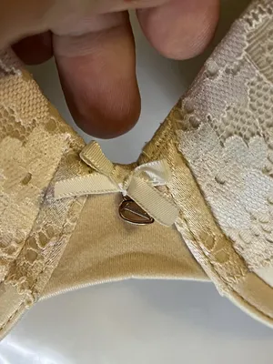 Victoria's Secret Body By Victoria Bra Womens 32B Beige Lace T-Shirt Padded thumbnail 5