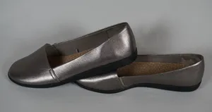 Dr. Scholls Advanced Comfort Series Silver Slip Ons Flats Womans Size 10 thumbnail 1