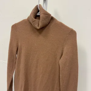 Aqua Cashmere Camel Tan 100% Cashmere Turtleneck Sweater XS Knit Monochrome thumbnail 3